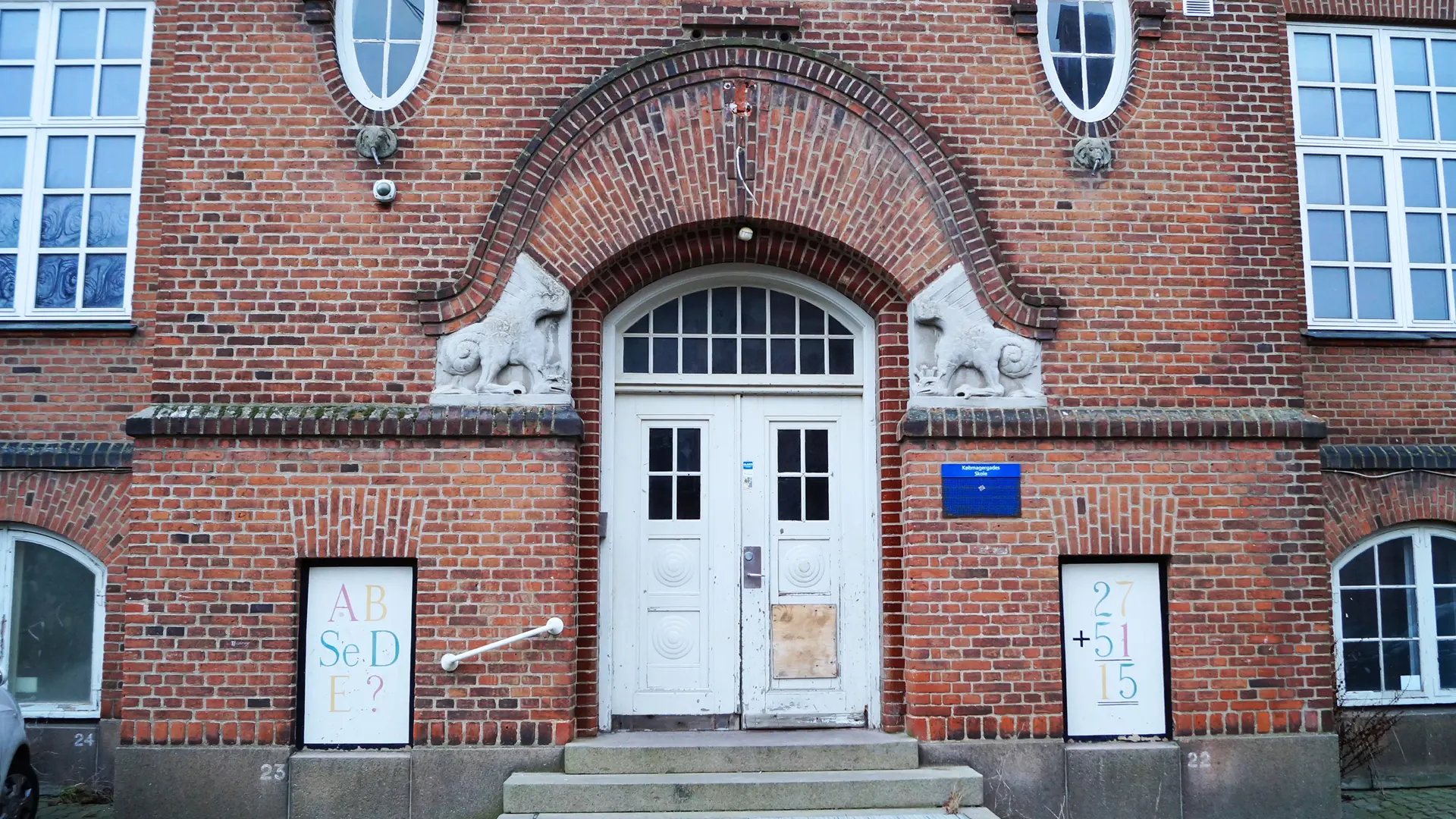 Koebmagergades Skole Indgang