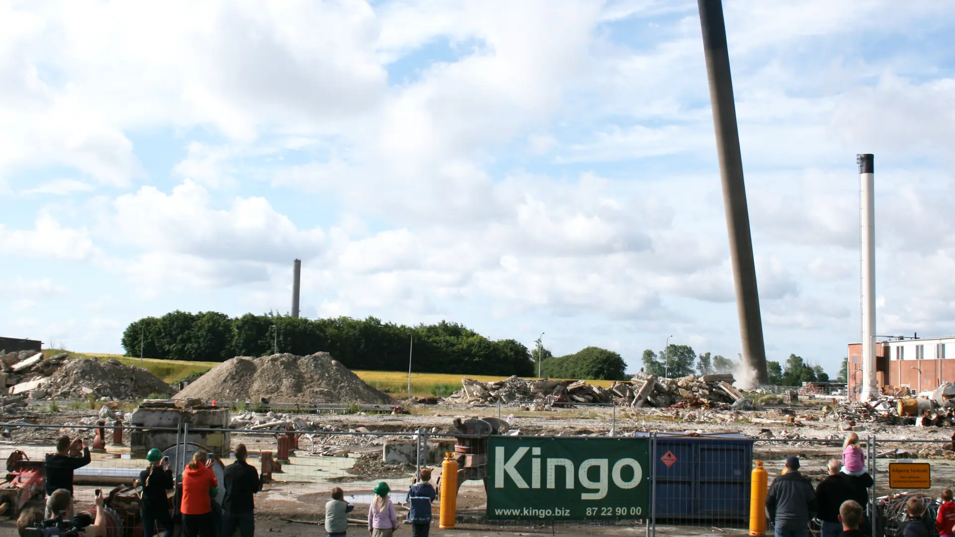 Skorsten Spraenges Pg Vaeltes